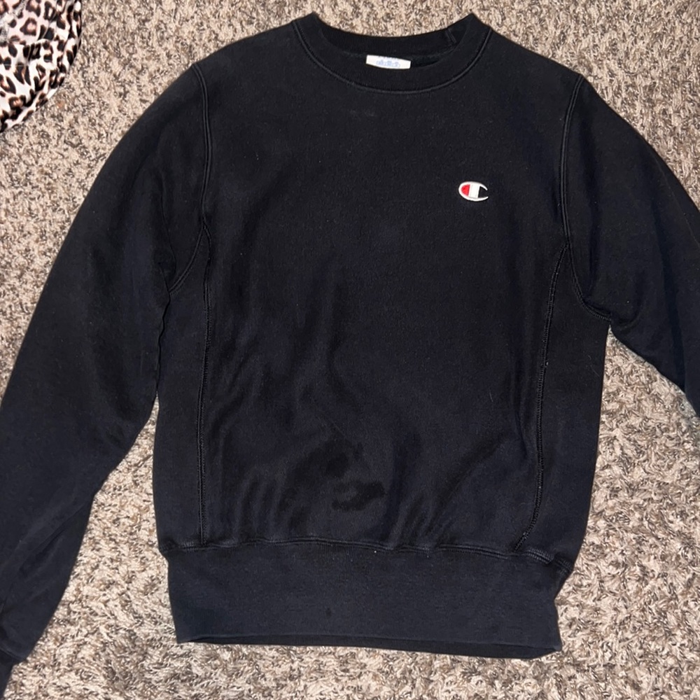 CHAMPIONS BLACK SWEATER X-SMALL